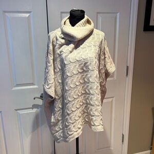 Source Unknown Cream Cowl Neck Sweater